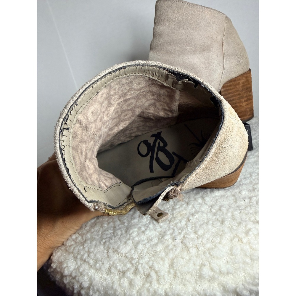 OTBT‎ Beige Stone Suede Leather Stud Platform Ankle Boots Womens 6 Chunky Heel - Picture 8 of 11